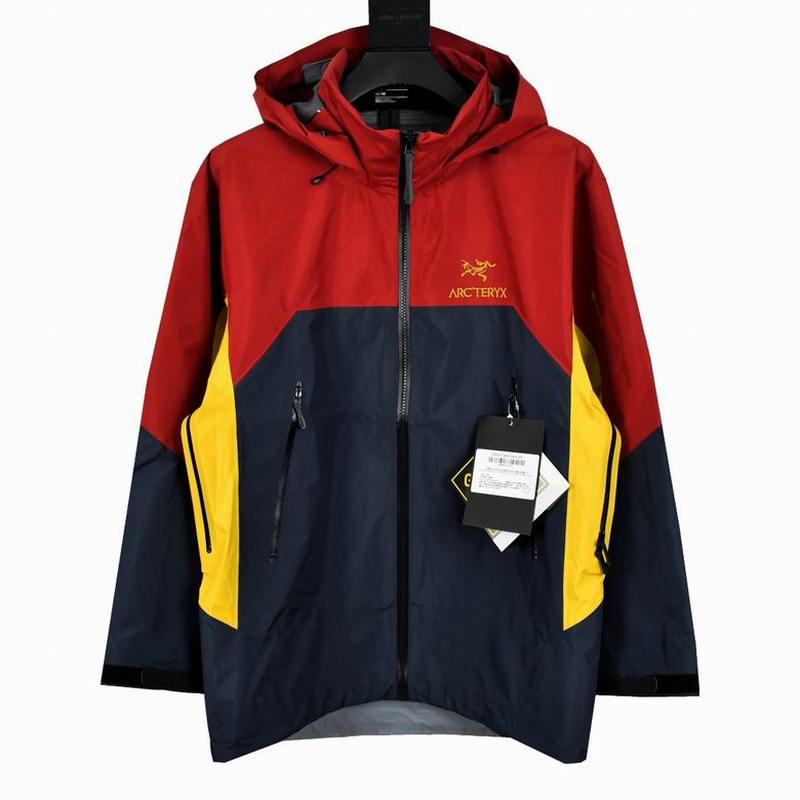 ARC'TERYX Men's Outwear 1